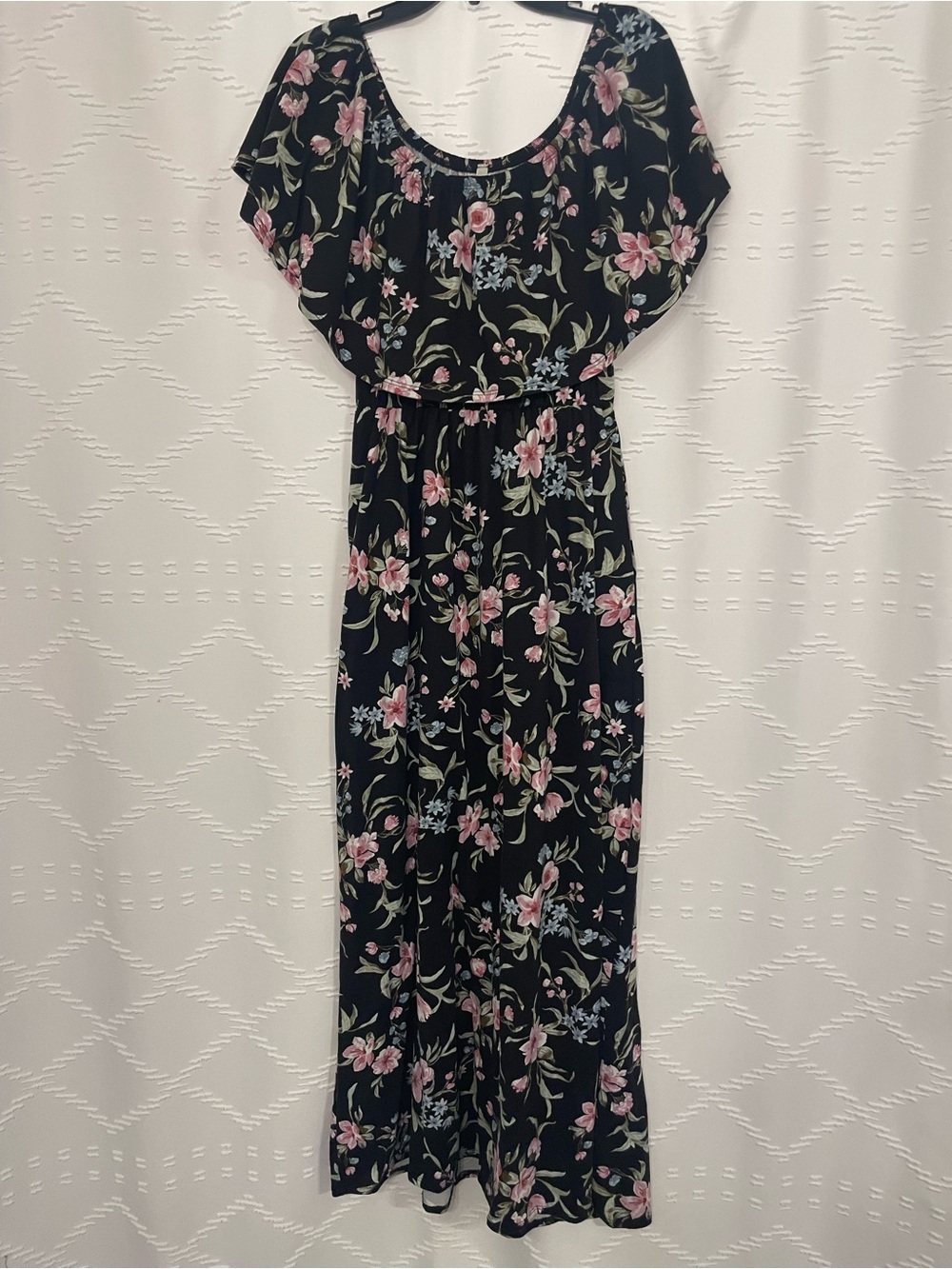 Celeste Black Maxi Dress with pockets